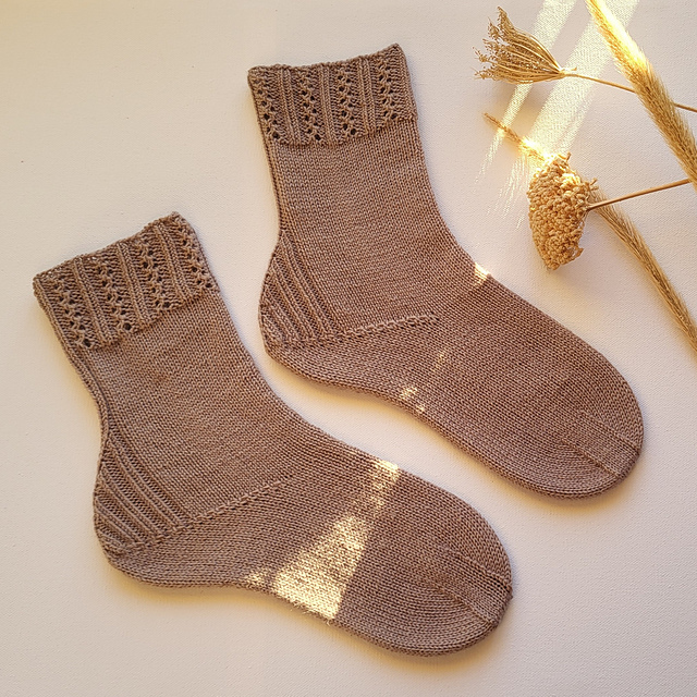 Raspberry Kiss Socks