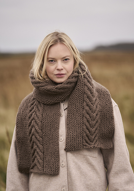 MIP21 Isle Scarf