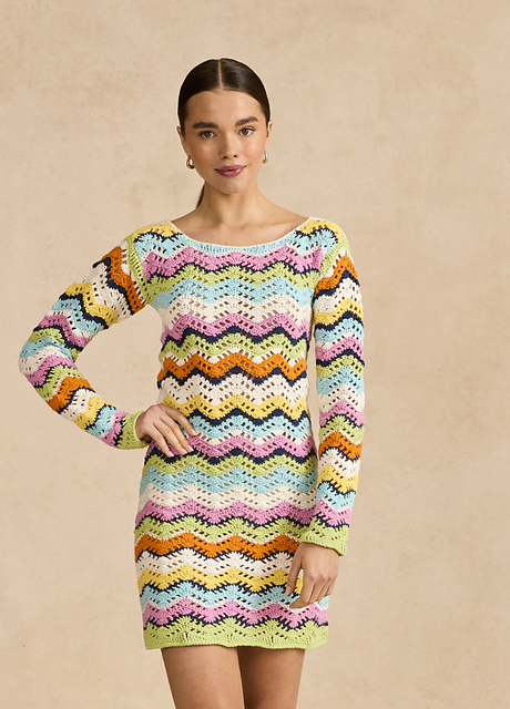 10833 Cheeky Chevron Minidress