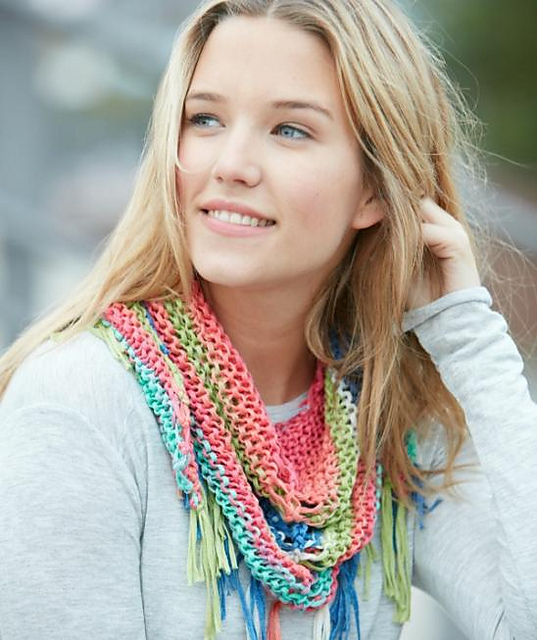 S9906 Triangular Scarf