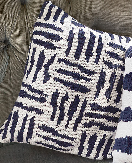 Tang Cushion