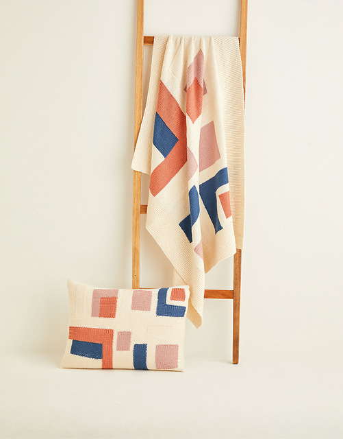 Geometric Throw 10235