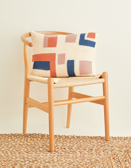 Geometric Cushion 10235