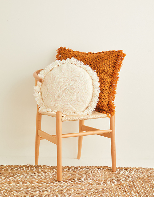 Fringed Cushions 10233