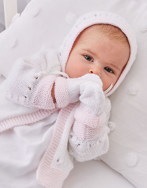 Mittens, Shoes and Bonnet 6863