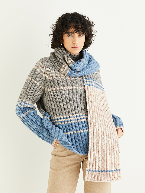Sweater and Scarf 10295