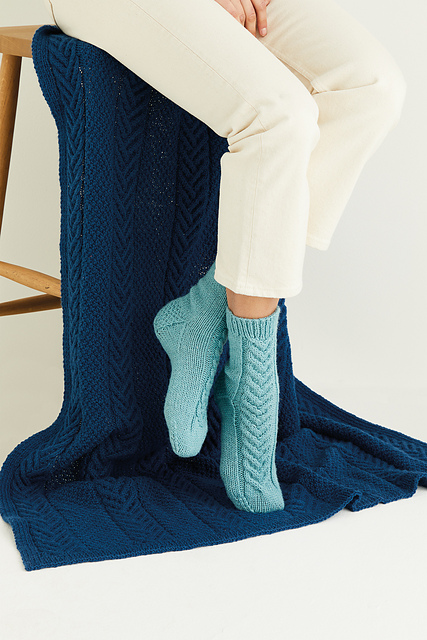 Blanket & Socks 10306