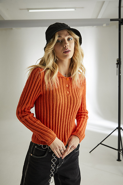 10574 Streetlights Sweater