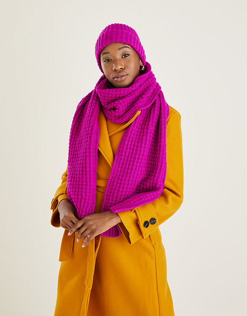 10631 Hat and Scarf