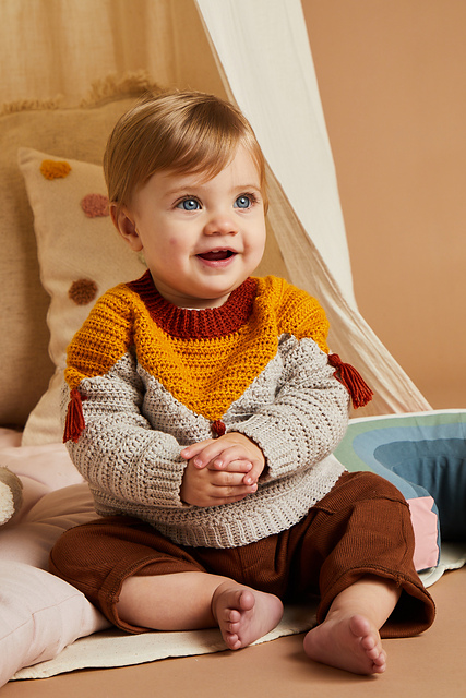 5511 Tiny Tasselled Sweater