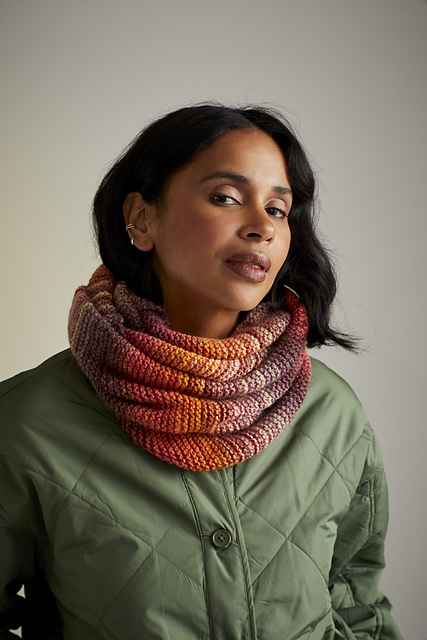 10729 Sunset Stroll Snood