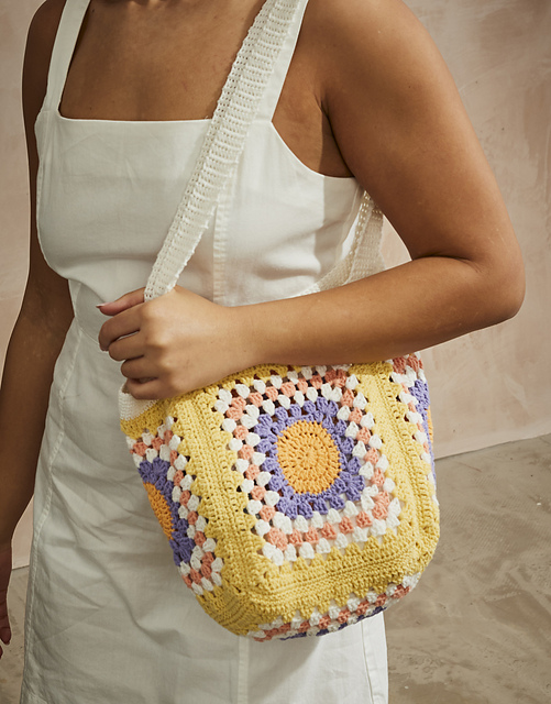 10750 Cosmo Tote Bag