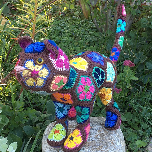 Ravelry: Sherlock the African Flower Cat pattern by LineandLoops