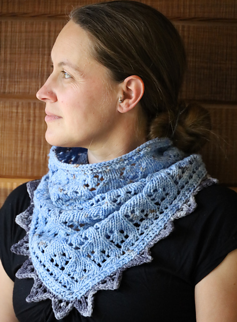 Philotes Mariposa Cowl