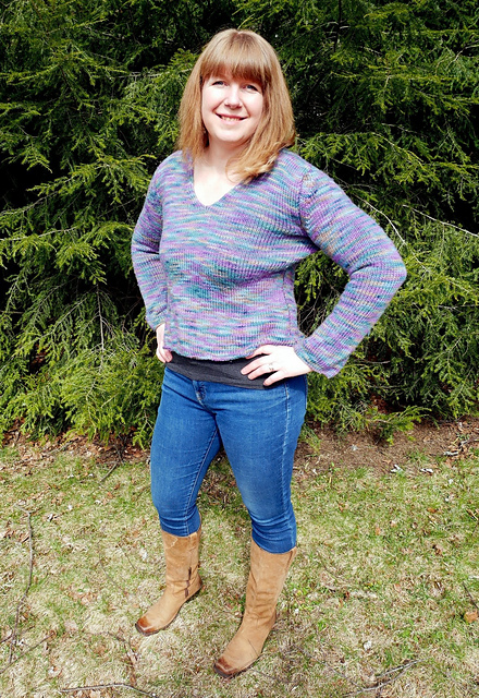 #09 V-Neck Pullover