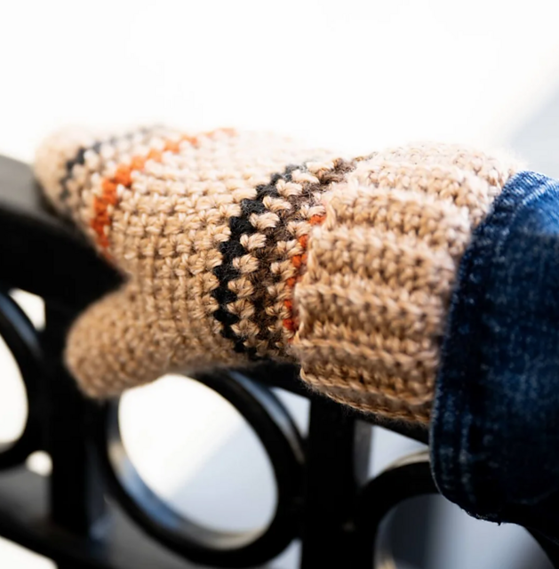 Lion Brand Yarn Website