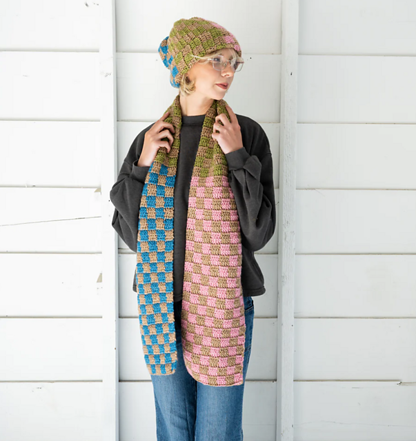 Checkmate Scarf