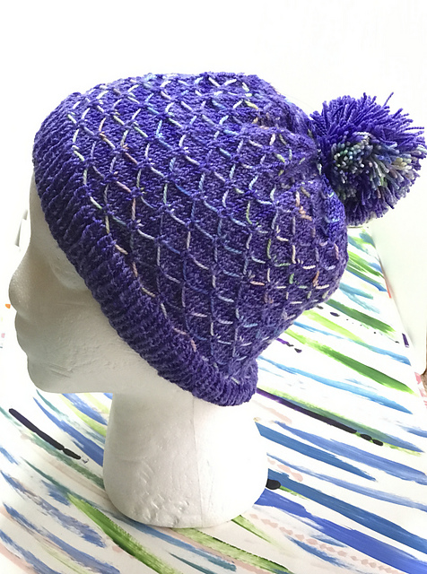 Slipped Lattice Hat