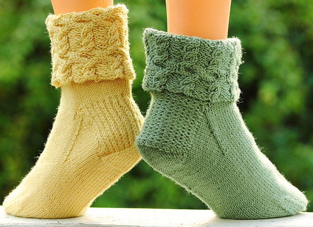 Cable Cuff Sock