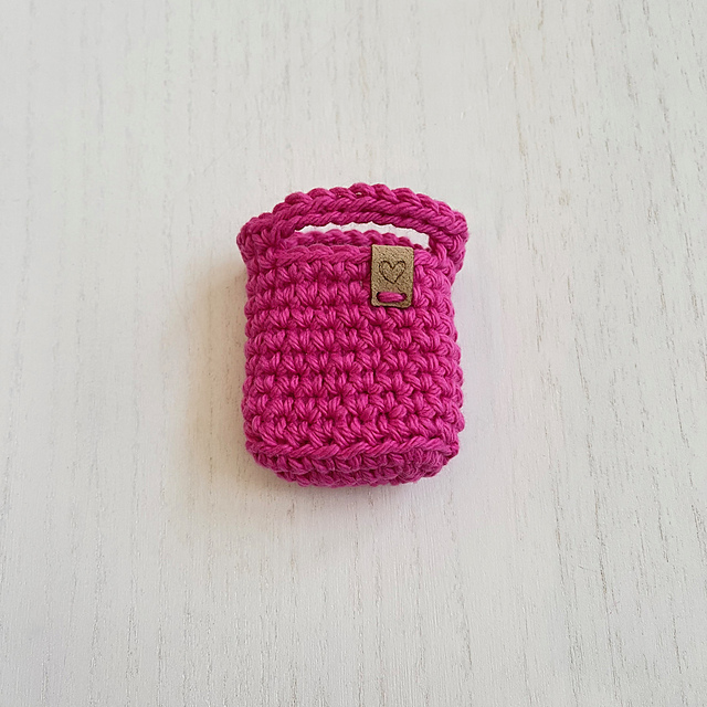 Air Pod holder