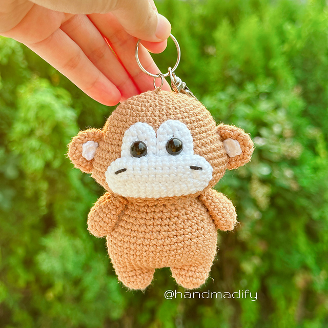 Ravelry Monkey Keychain pattern by Trang Minh