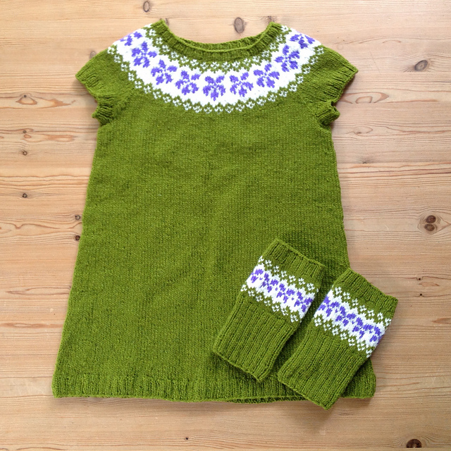 Arlingham Tunic and Anklewarmers