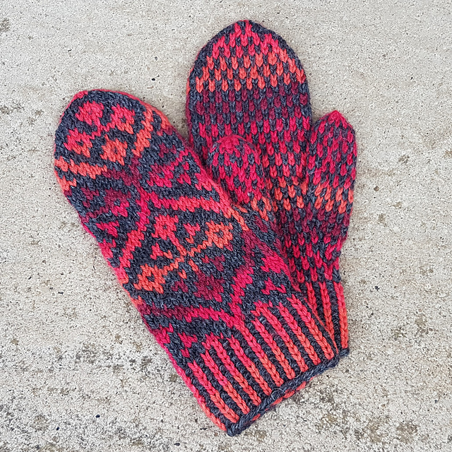 Tintern mittens