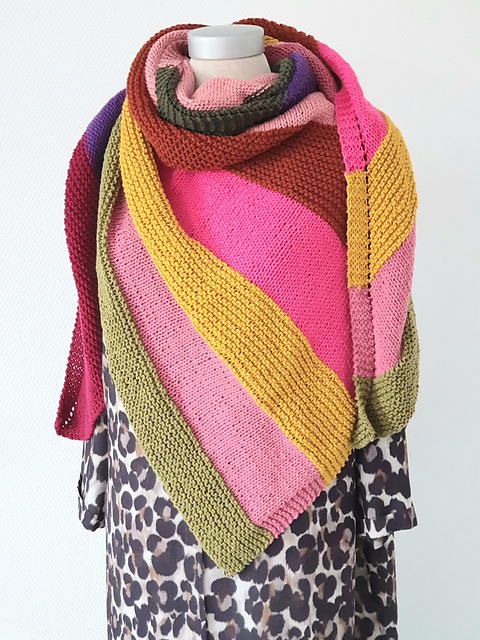 Schuinestrepensjaal (knit)