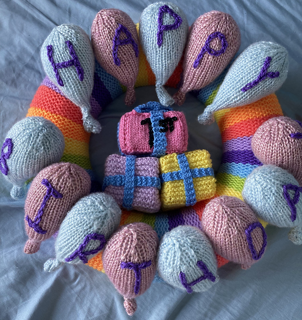 Ravelry Birthday balloon countdown advent wreath pattern by fran Low