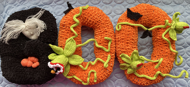 Boo and Audrey 2 Halloween decoration
