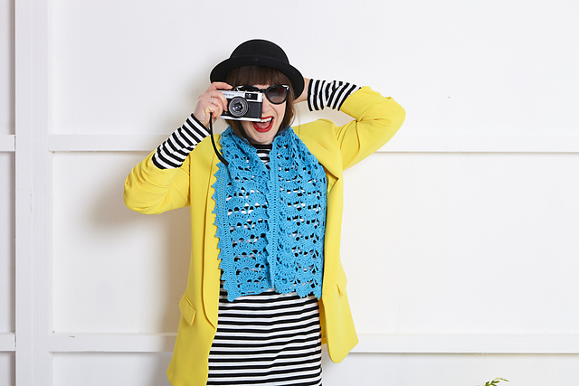 Girl About Town Scarflette