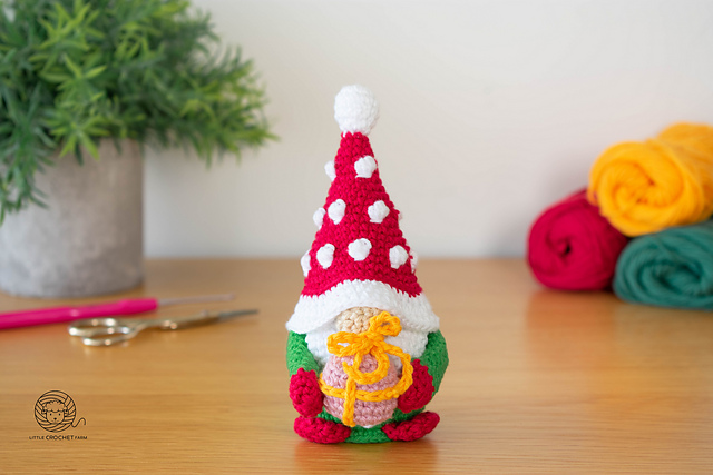 Christmas Gnome Uncle Bob