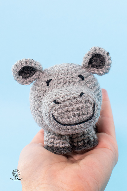 Chubby Hippo amigurumi