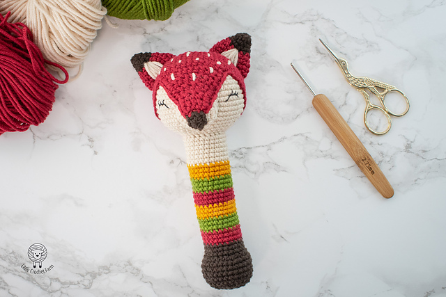 Ravelry: Sleepy Fox rattle toy pattern by Ana Carolina Figueiredo