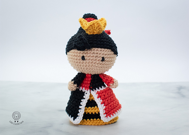 Queen of Hearts amigurumi