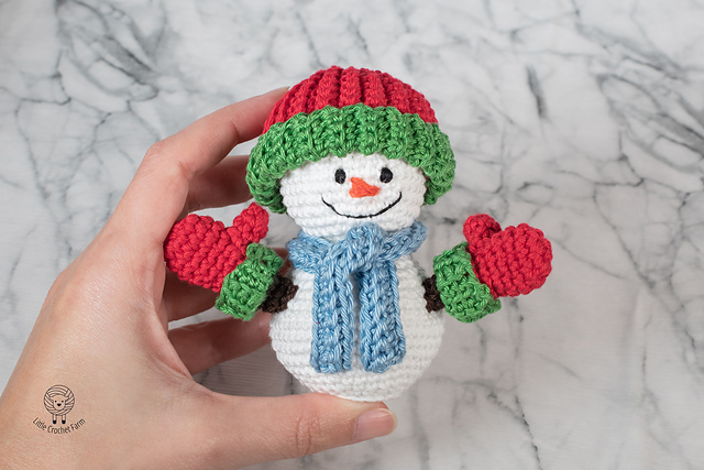 Snowman amigurumi ornament