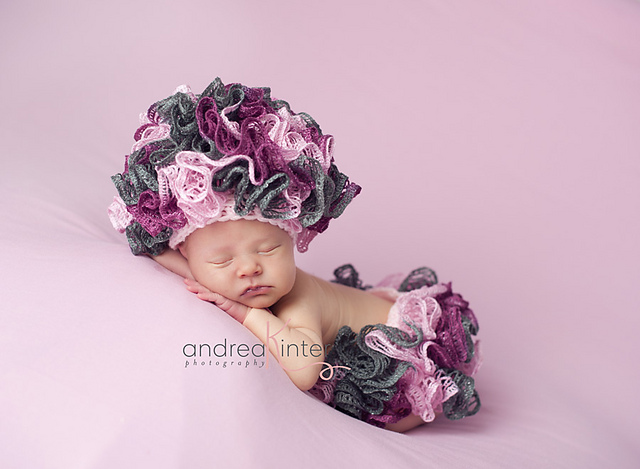 Sweet Carnations Cloche and Bloomers