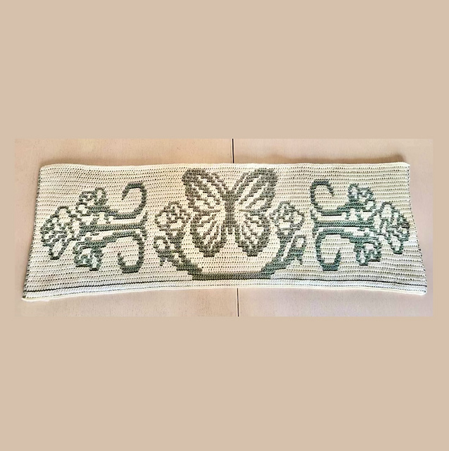 Butterfly Filigree Tablerunner