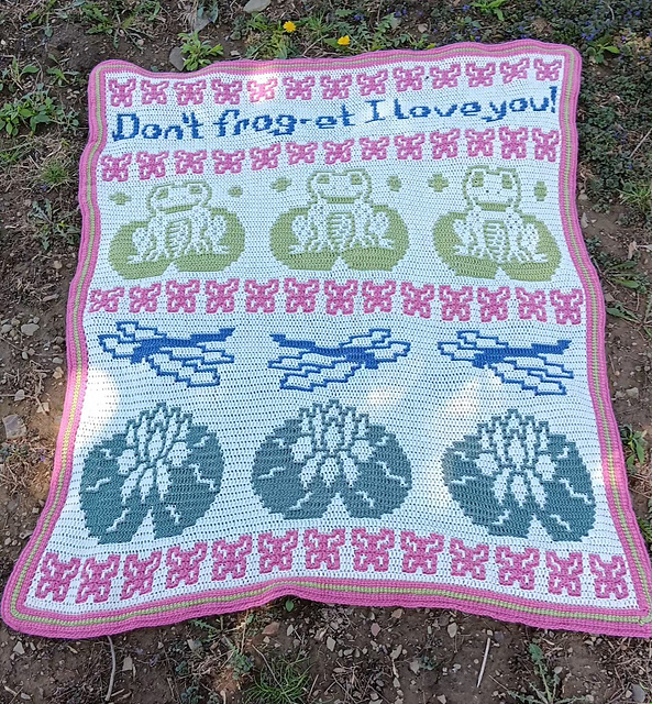 At Froggy Pond Baby Blanket Set