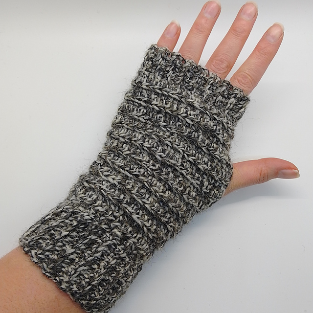 Stratified mitts
