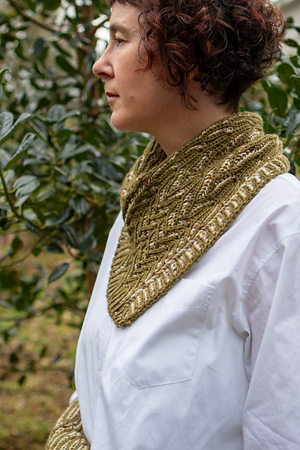 Housman Cowl