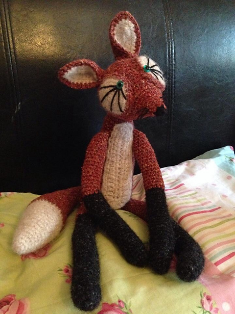 Ravelry: Fox pattern by Vanessa Mooncie