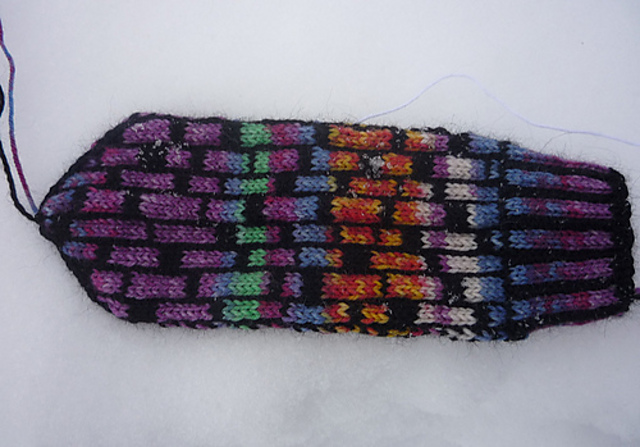 Mondrian Mittens