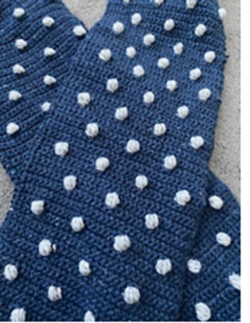 Dotty reversible scarf/cowl