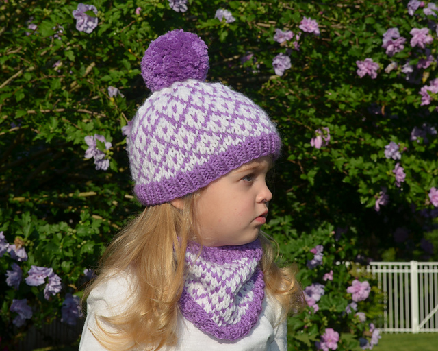 Alpine Hat and Cowl Set