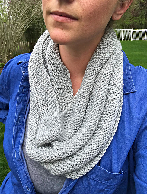 Iris Cowl