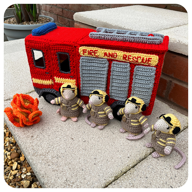 Mouse in a Fire Engine
