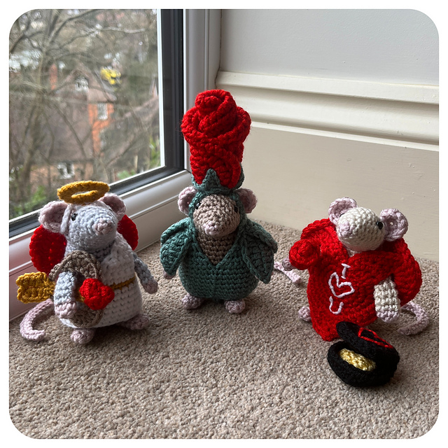 Valentines Mousefits, Rose, Heart & Cupid