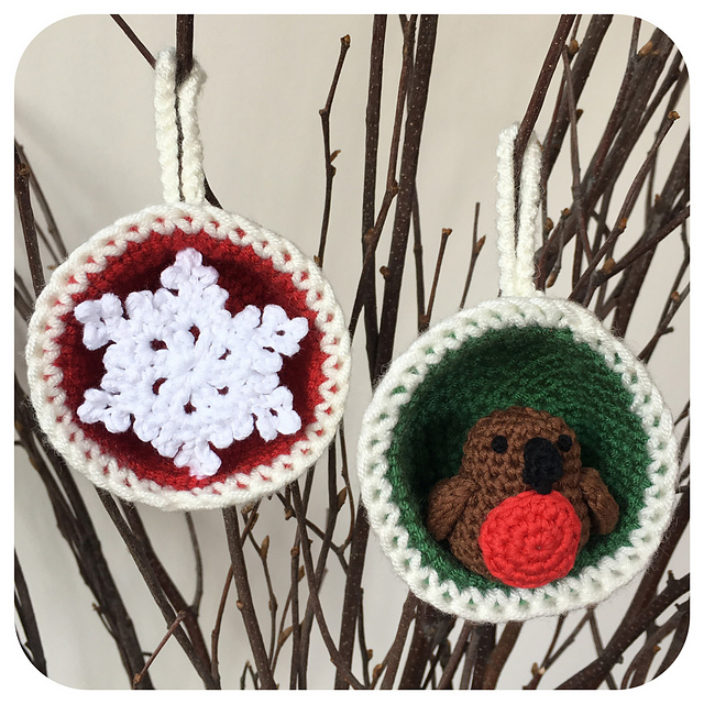 Christmas Bauble Ornament, Snowflake & Robin