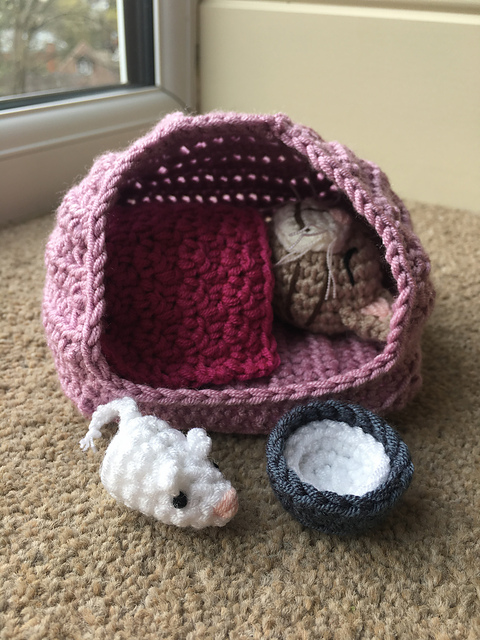 Cat & Bed Playset